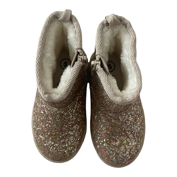 040 Cat & Jack Glittery Gold Kids Boots - Picture 5 of 9